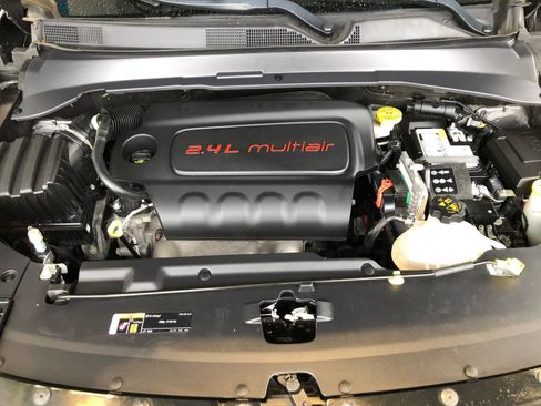 Used 2022 Jeep Compass Limited AWD/4WD image 3