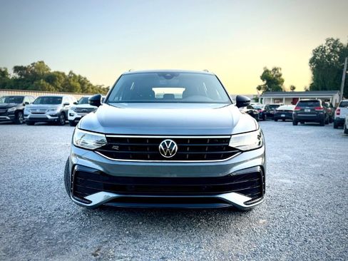 Used 2023 Volkswagen Tiguan SE R-Line FWD image 6