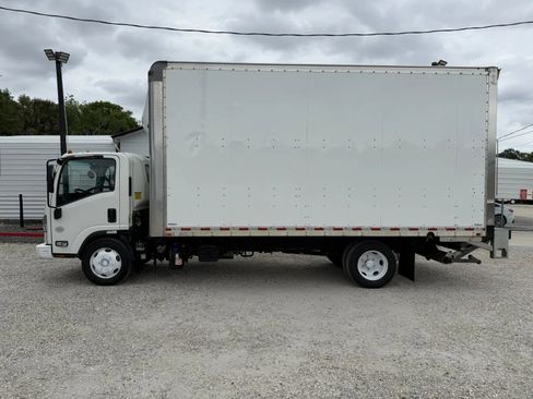 Used 2023 Chevrolet Low Cab Forward 5500XD RWD image 4