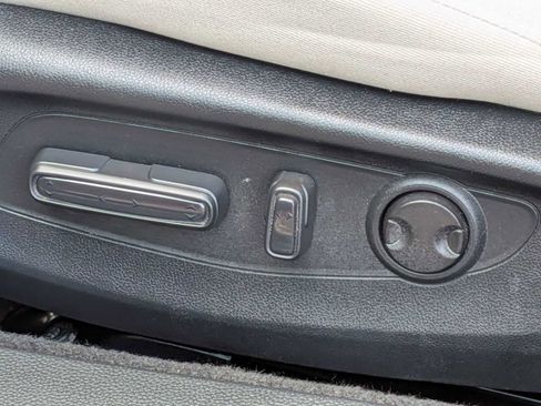 Used 2023 Honda Accord EX image 16