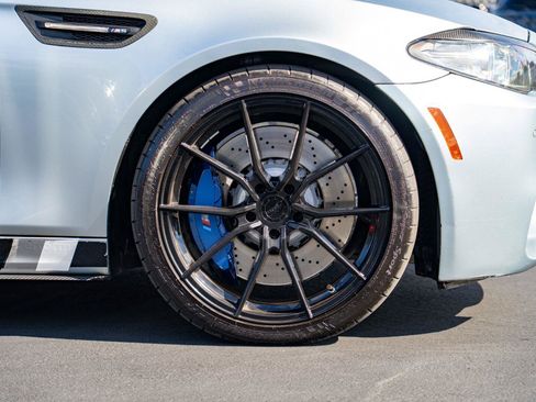 Used 2014 BMW M5 RWD image 8