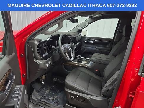 Used 2025 GMC Sierra 1500 Elevation w/ Preferred Package AWD/4WD image 29