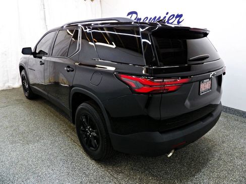 Used 2022 Chevrolet Traverse LS w/ Midnight/Sport Edition FWD image 4