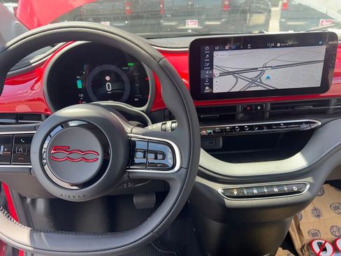 New 2024 FIAT 500 e (RED) FWD image 2