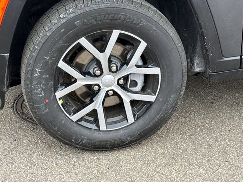 New 2026 Jeep Grand Cherokee Limited image 5