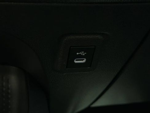 Used 2025 Toyota Corolla SE FWD image 30