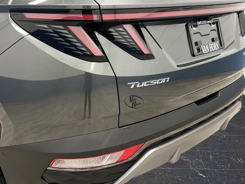 Used 2024 Hyundai Tucson Limited image 35