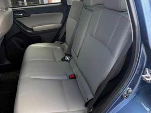 Used 2015 Subaru Forester 2.5i Limited w/ Popular Package #1 AWD/4WD image 9