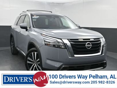 Used 2025 Nissan Pathfinder Platinum