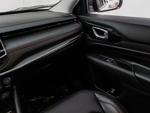 Used 2022 Jeep Compass Trailhawk w/ Trailhawk Convenience Group image 26