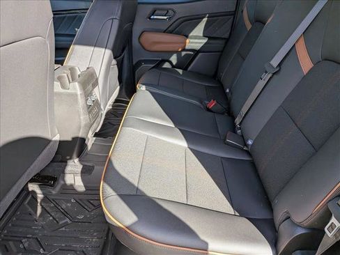 New 2026 GMC Canyon AT4 image 16