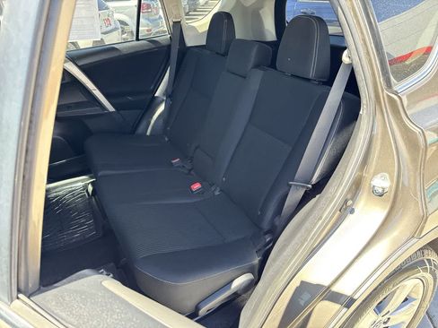 Used 2015 Toyota RAV4 XLE AWD/4WD image 12