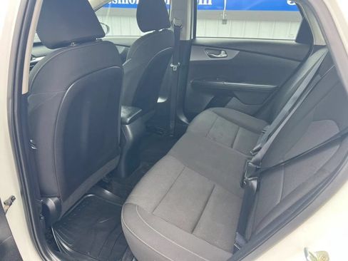 Used 2020 Kia Forte LXS FWD image 15