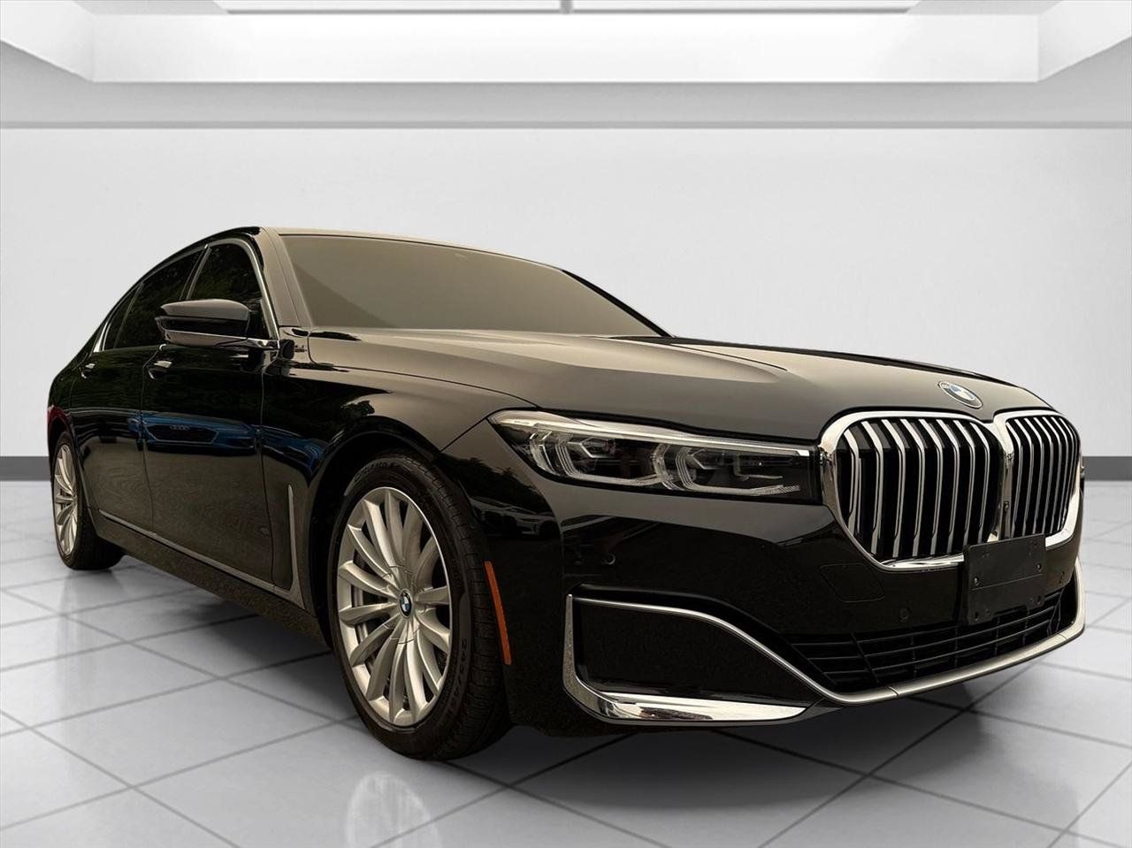 Used 2022 BMW 740i xDrive w/ Premium Package AWD/4WD image 7