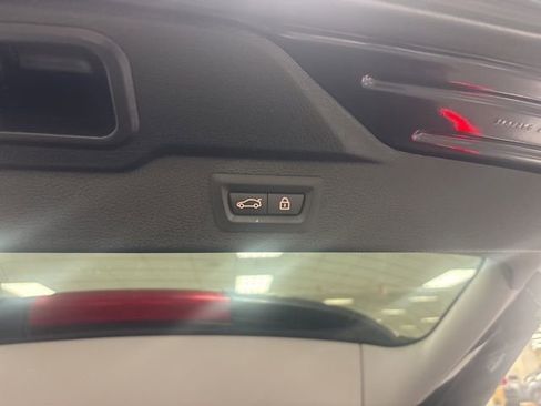 Used 2016 BMW X5 xDrive50i image 12