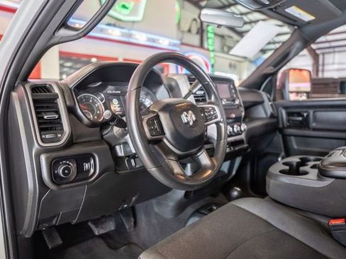 Used 2024 RAM 3500 Tradesman w/ Chrome Appearance Group image 17