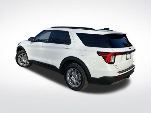 New 2026 Ford Explorer Active image 3