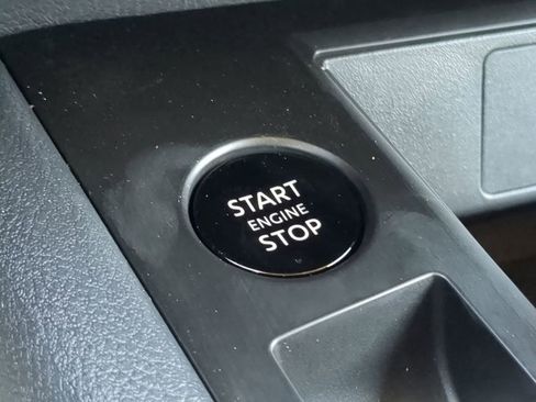 New 2026 Nissan Kicks S image 26