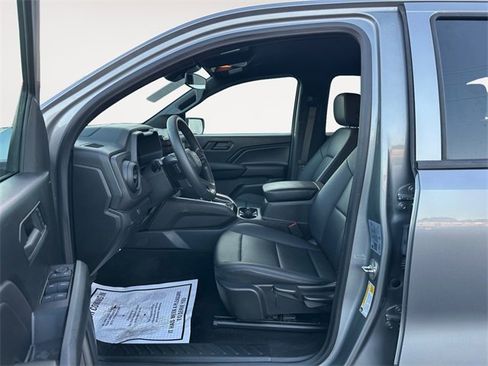 Used 2024 Chevrolet Colorado Trail Boss w/ Safety Package image 9