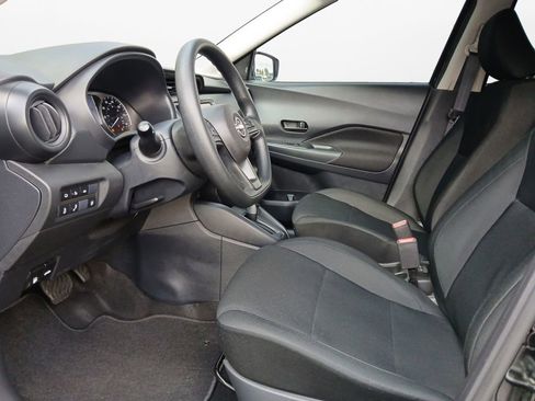 Used 2024 Nissan Kicks S FWD image 19