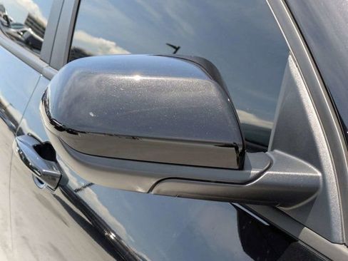 Used 2025 Chevrolet Equinox LT FWD image 11