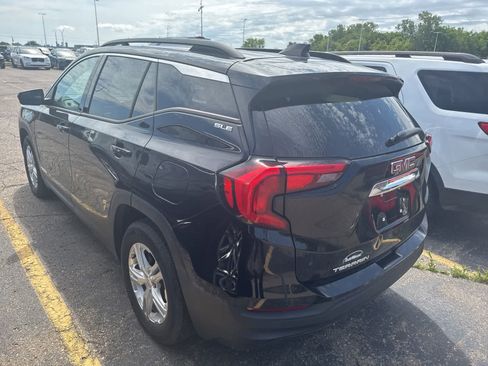Used 2020 GMC Terrain SLE w/ Driver Convenience Package FWD image 23