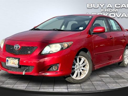 Used 2010 Toyota Corolla S image 4