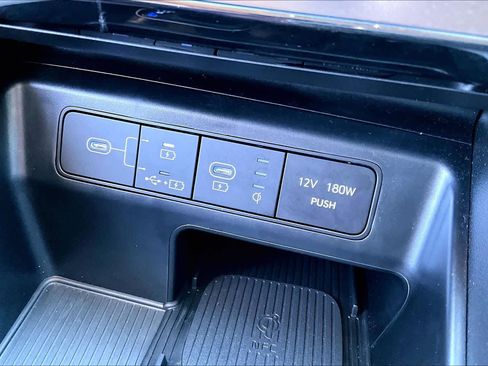 Certified 2025 Hyundai Tucson SEL image 31