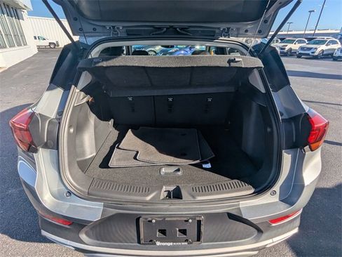 Used 2023 Buick Encore GX Preferred image 12