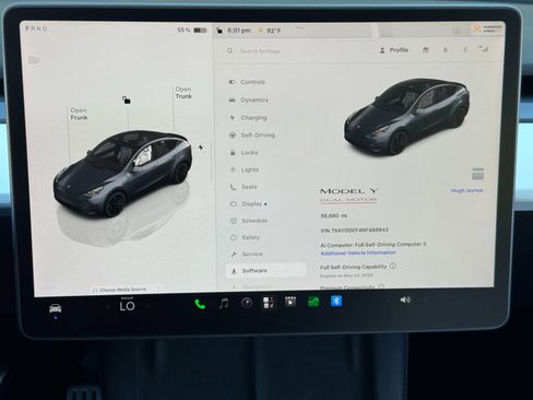 Used 2022 Tesla Model Y Performance AWD/4WD image 30