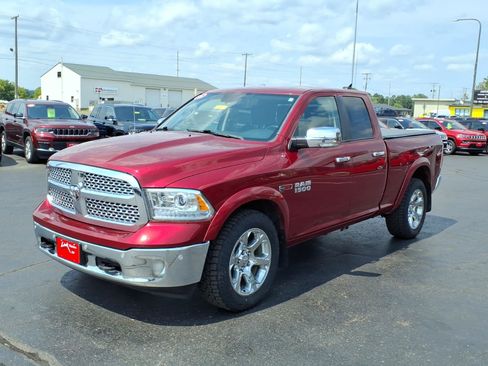 Used 2015 RAM 1500 Laramie w/ Convenience Group AWD/4WD image 8