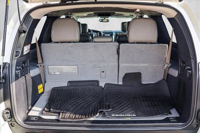 Used 2015 Toyota Sequoia Platinum AWD/4WD image 26