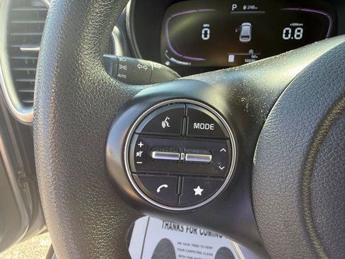 Used 2024 Kia Soul LX w/ Option Group 015 image 8