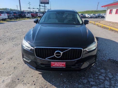 Used 2019 Volvo XC60 T5 Momentum w/ Premium Package AWD/4WD image 8