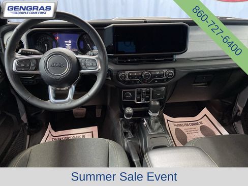 Used 2024 Jeep Wrangler Unlimited Sahara AWD/4WD image 31