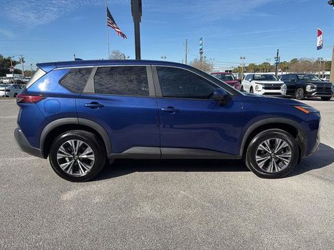 Used 2023 Nissan Rogue SV image 7