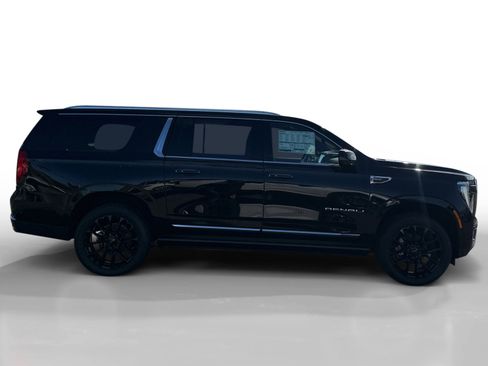 New 2026 GMC Yukon XL Denali image 6