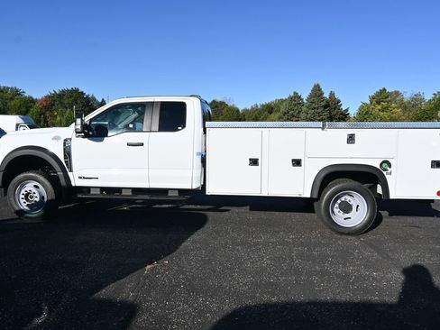 New 2026 Ford F450 XL w/ XL Chrome Package image 9