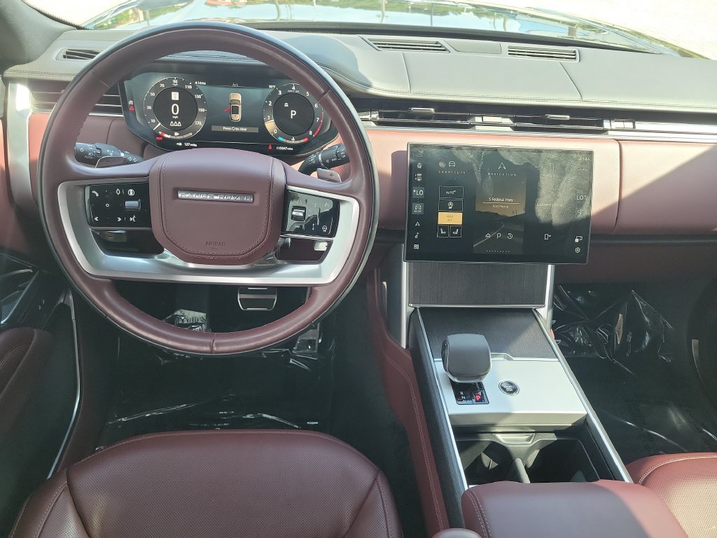Certified 2025 Land Rover Range Rover SE AWD/4WD image 19