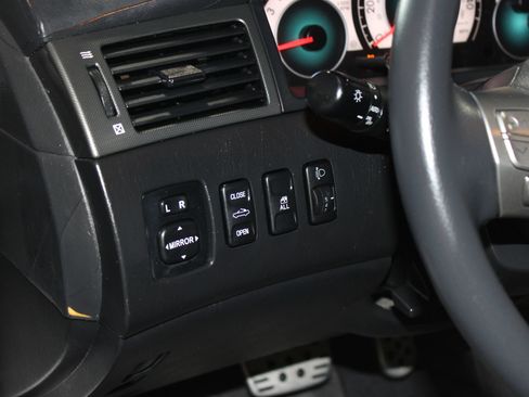 Used 2008 Toyota Solara Sport FWD image 17