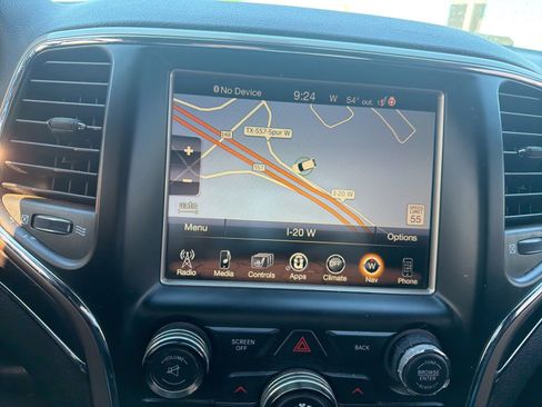 Used 2015 Jeep Grand Cherokee Limited image 14