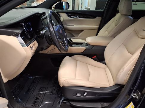 Used 2017 Cadillac XT5 FWD image 20