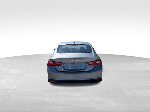 Used 2025 Chevrolet Malibu LT FWD image 5
