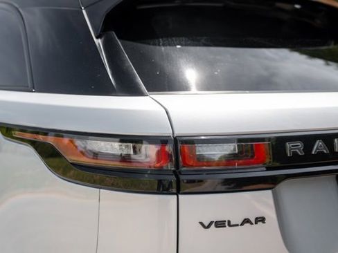 Used 2022 Land Rover Range Rover Velar S AWD/4WD image 16