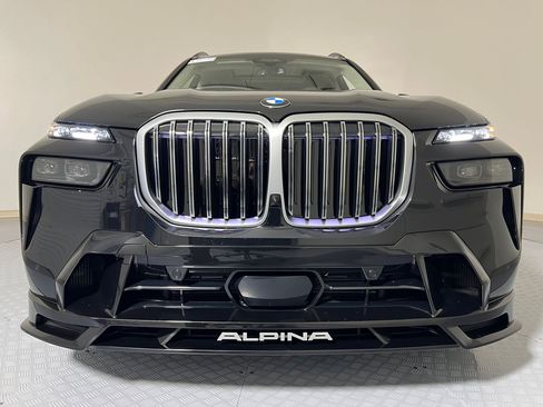New 2026 BMW ALPINA XB7 image 4
