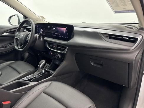 Used 2024 Buick Encore GX Sport Touring image 28