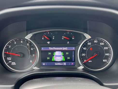 Used 2022 GMC Acadia SLE w/ Driver Convenience Package image 21