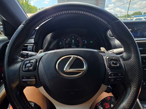 Used 2018 Lexus IS 300 F Sport RWD image 9