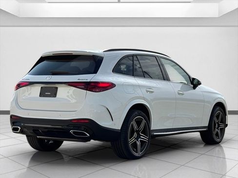 New 2025 Mercedes-Benz GLC 350e 4MATIC image 3