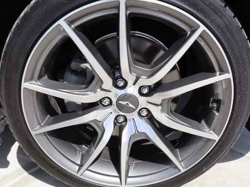 Used 2023 Genesis G70 2.0T image 50